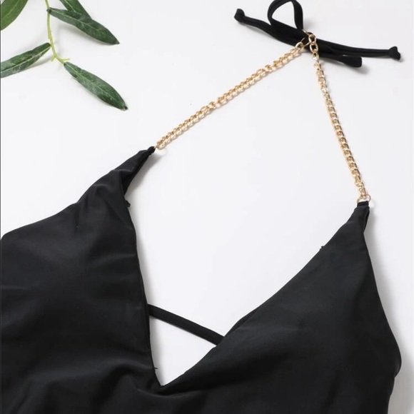 *NOT FOR SALE* NWT SHEIN Plain Chain Link One Piece Suit - Picture 7 of 7